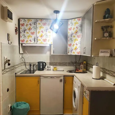 Glorry M Apartment